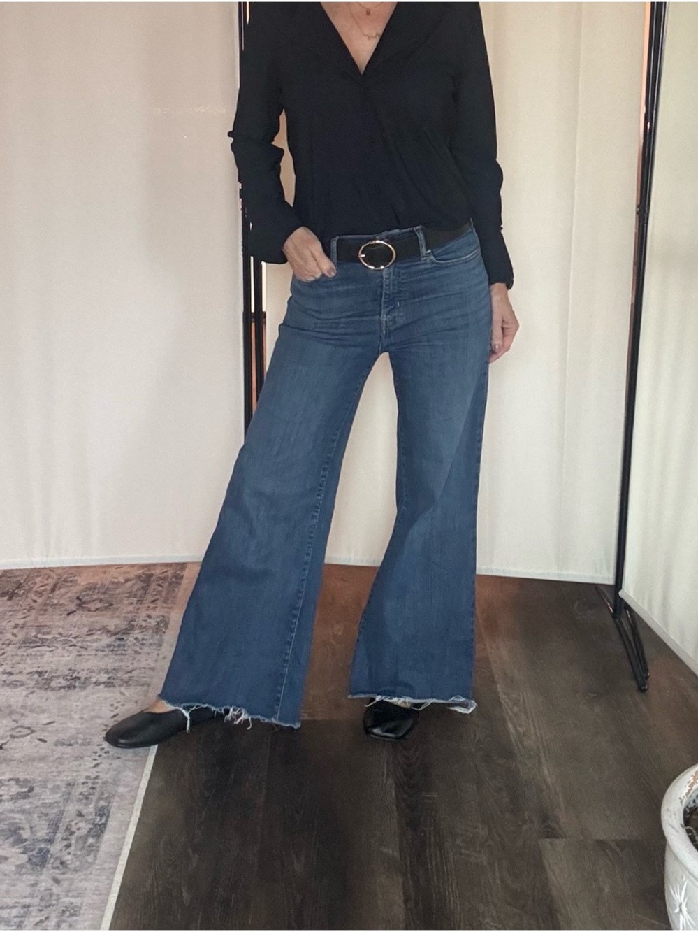 Frame Denim Wide-Leg High-Rise Jeans in Medium Blue